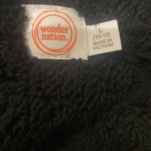 NWT- WONDER NATION Faux Sherpa Hoodie Jacket in Black Size Large (10/12) Husky - Picture 3 of 7